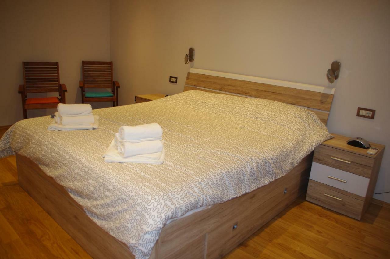 Apartment Verano Njivice Ngoại thất bức ảnh